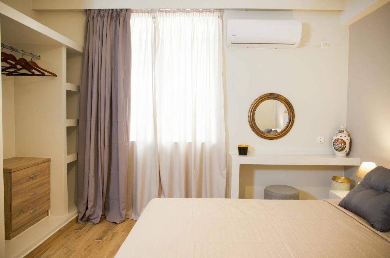Praxitelis Luxury Apartments Atenas Exterior foto
